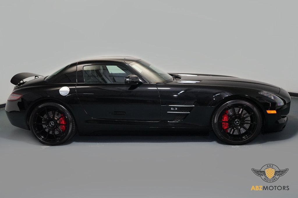 Used 2011 Mercedes-Benz SLS AMG Coupe image 5