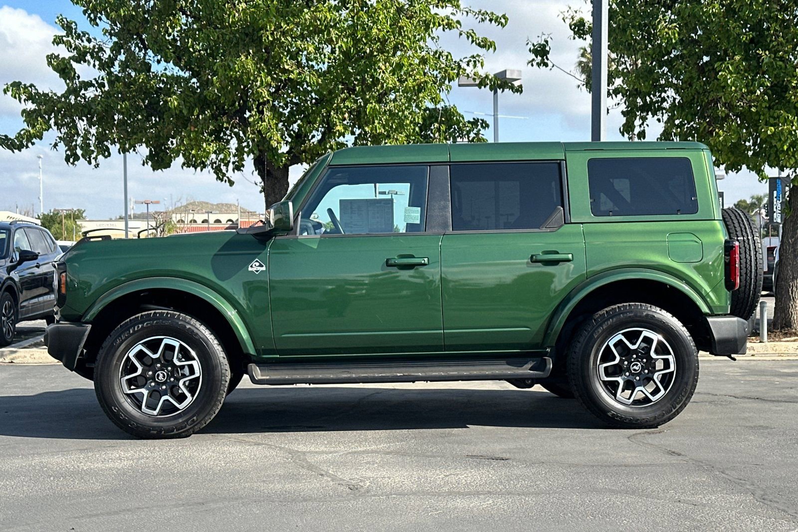 Used 2025 Ford Bronco Outer Banks image 7