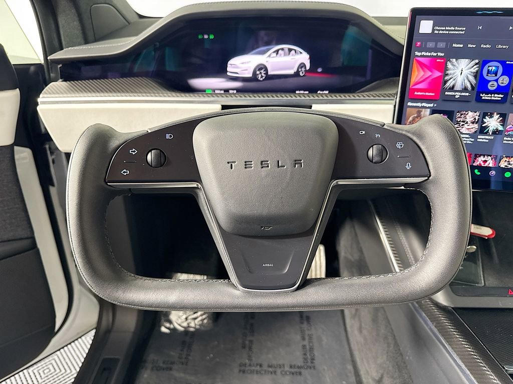 Used 2022 Tesla Model X Plaid image 10