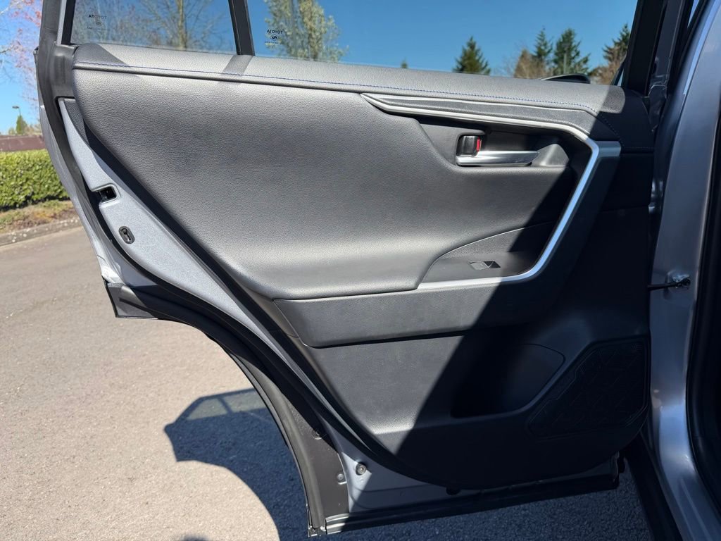 Used 2022 Toyota RAV4 XSE image 30
