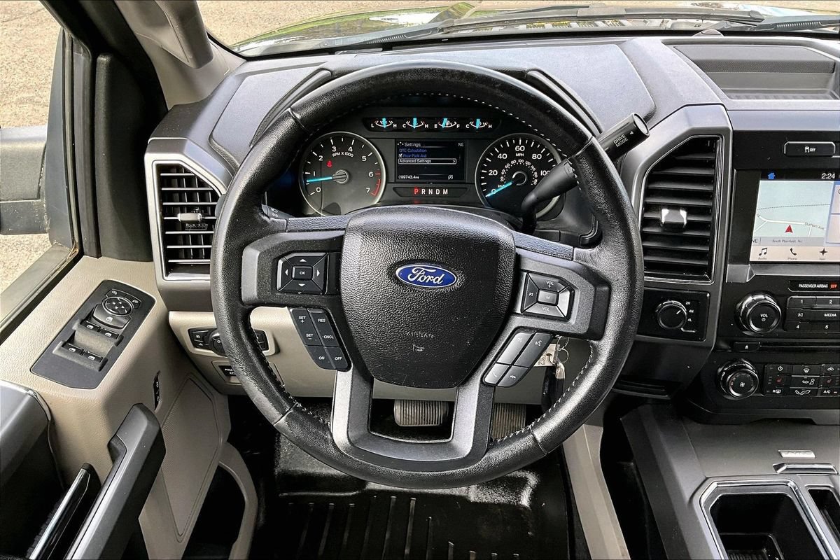 Used 2018 Ford F150 XLT w/ Equipment Group 302A Luxury AWD/4WD image 21