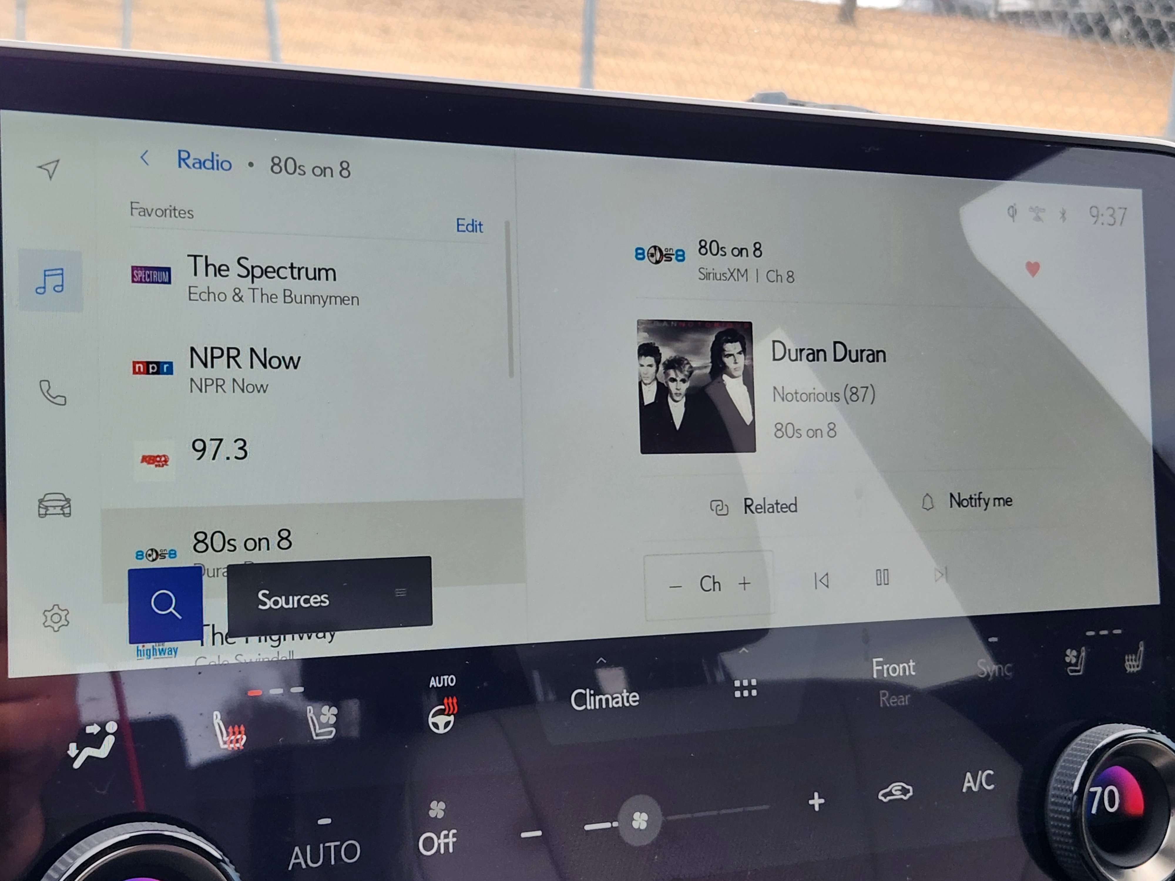 Used 2023 Lexus RX 350 w/ Accessory Package (Z1) image 25