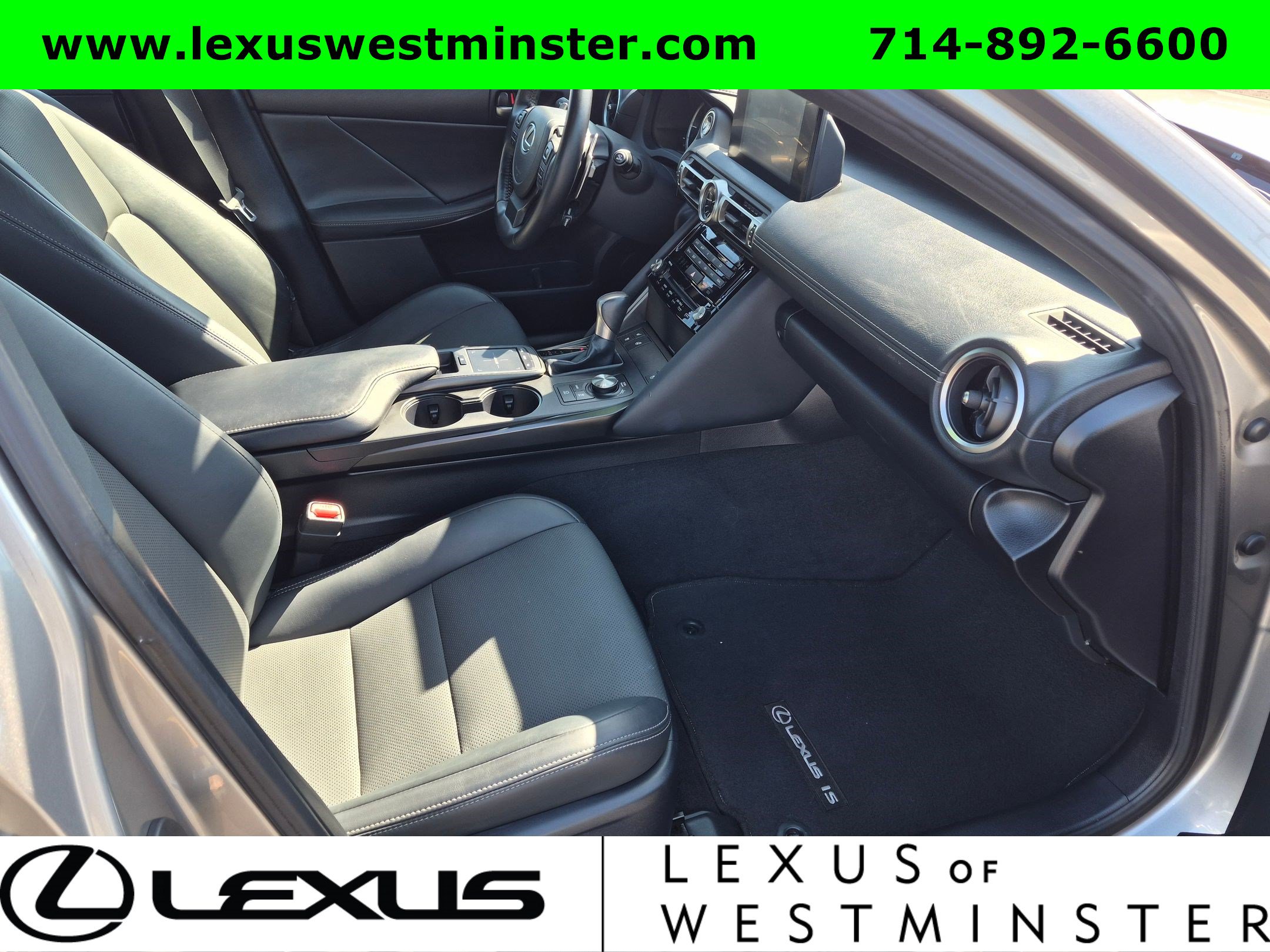 Used 2021 Lexus IS 300 w/ Comfort Package RWD image 5