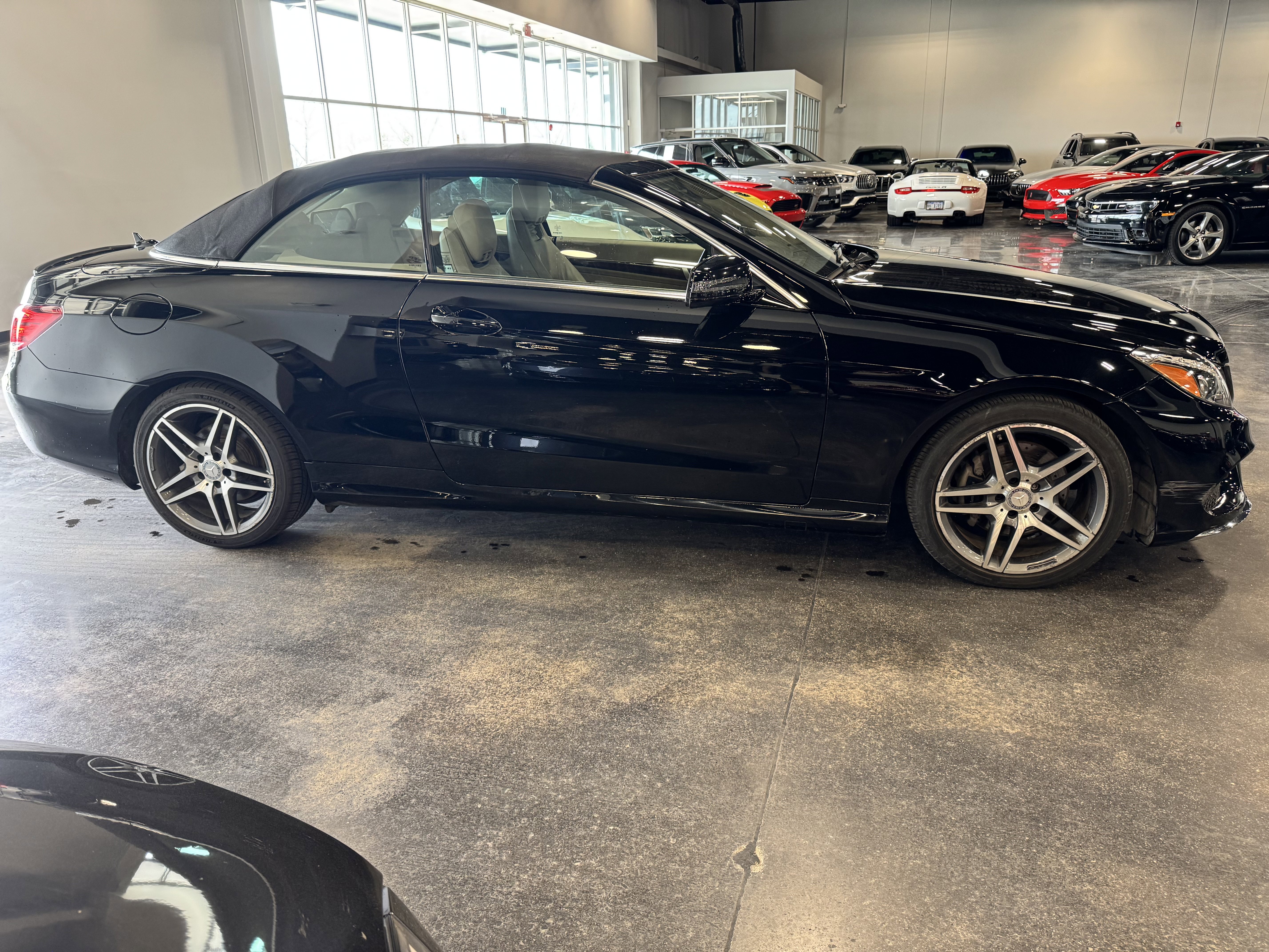 Used 2016 Mercedes-Benz E 400 Cabriolet image 2