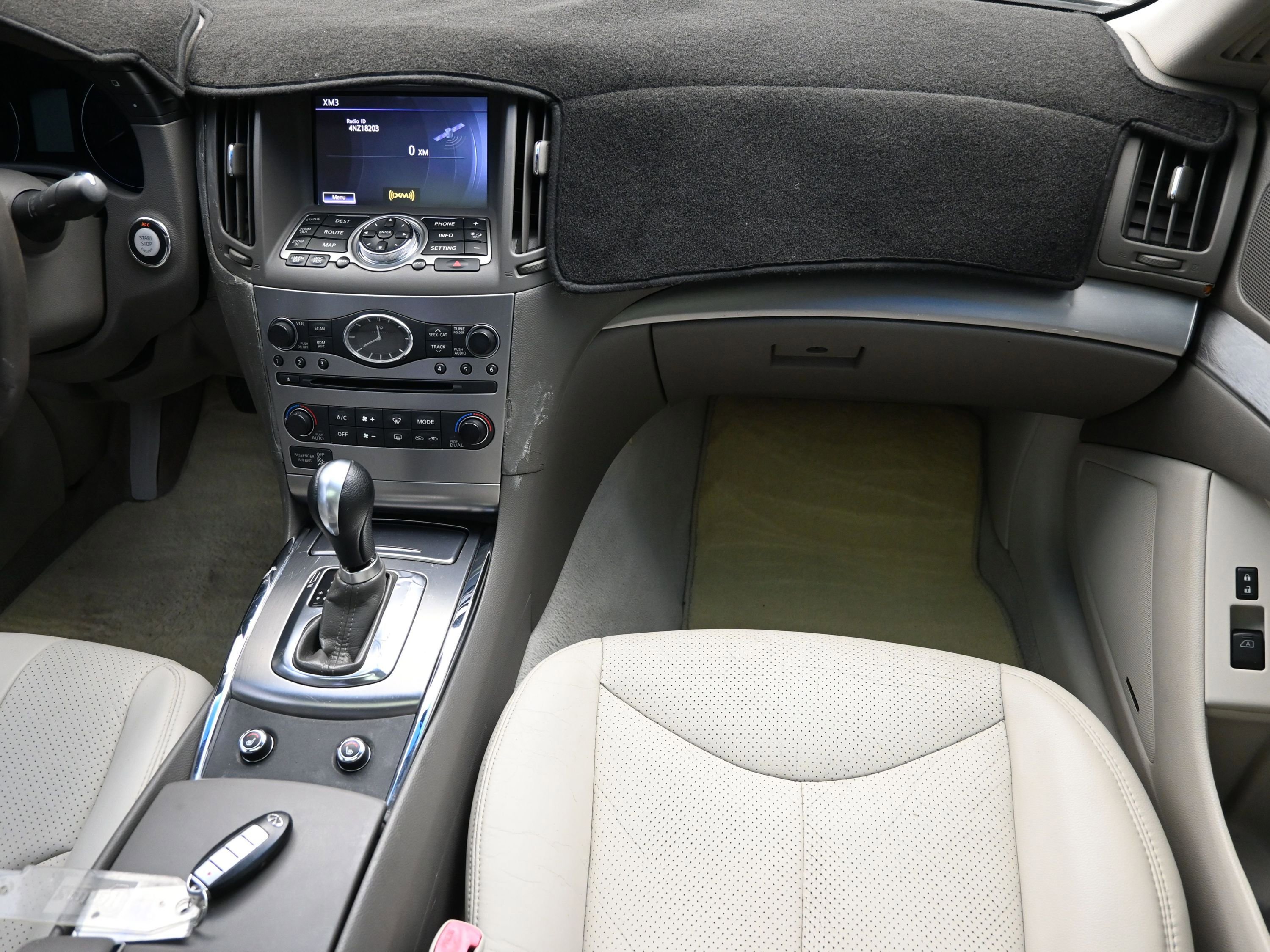 Used 2010 INFINITI G37 Journey w/ Premium Pkg image 39