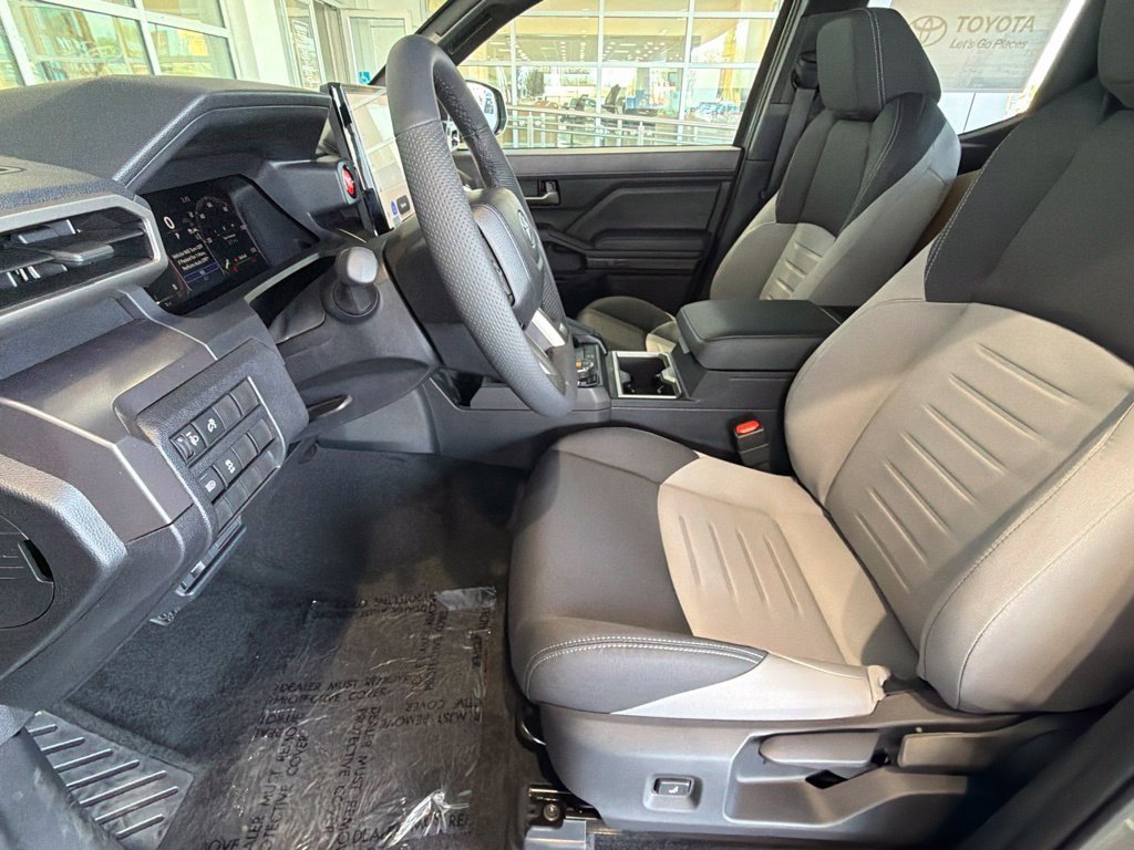 New 2026 Toyota Tacoma TRD Off-Road AWD/4WD image 17