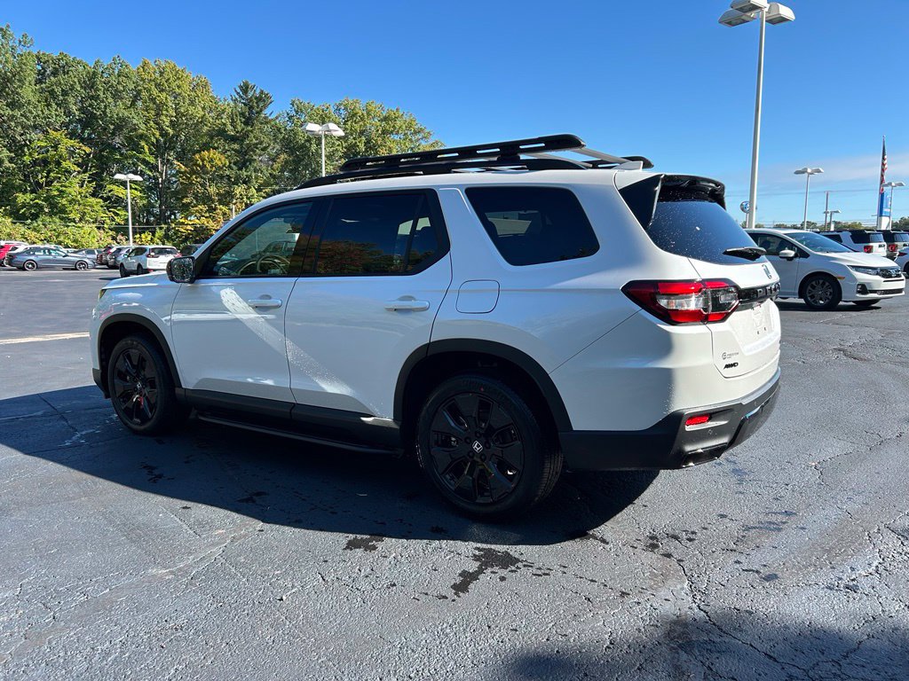 New 2026 Honda Pilot Black Edition image 7