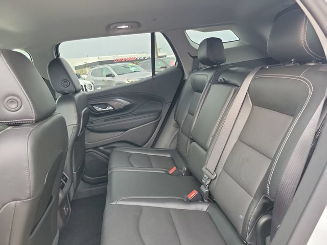 Used 2024 GMC Terrain SLT AWD/4WD image 29