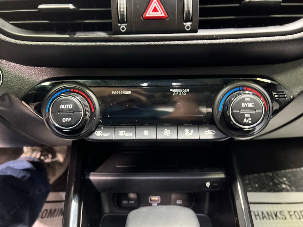 Used 2024 Kia Forte GT-Line w/ GT-Line Premium Package FWD image 26