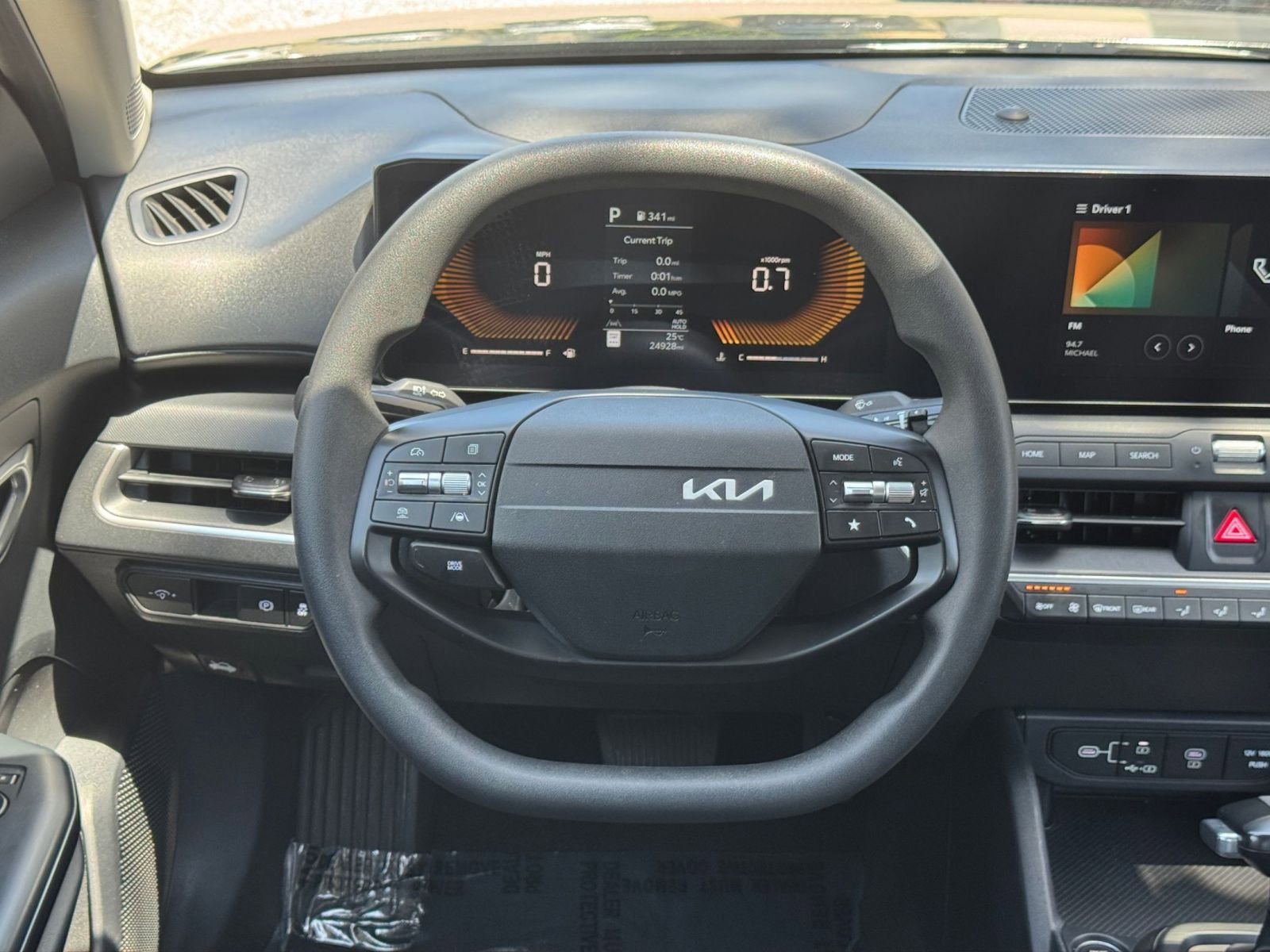 Used 2025 Kia K4 FWD image 28