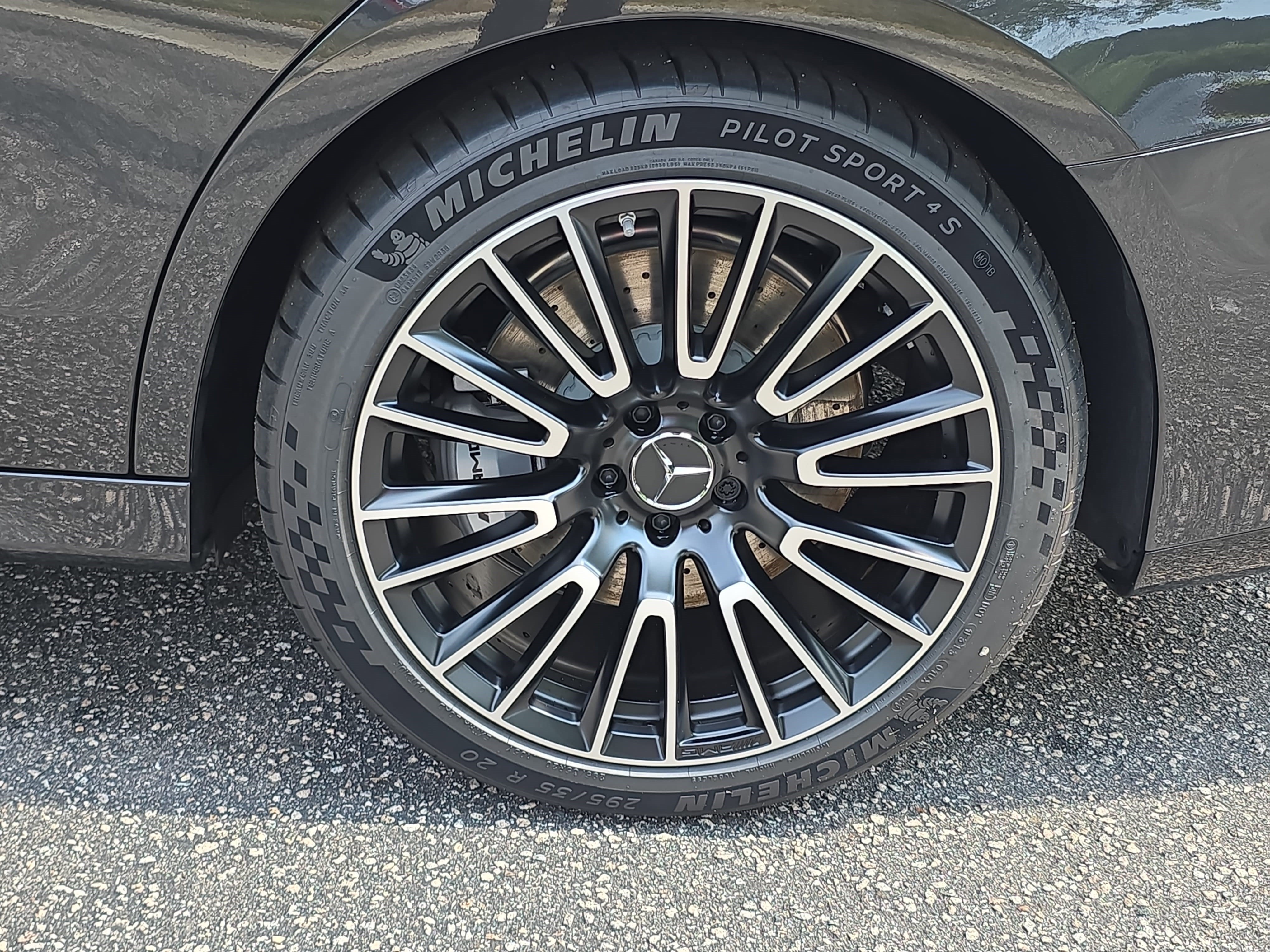 New 2026 Mercedes-Benz E 53 AMG e 4MATIC Sedan image 34