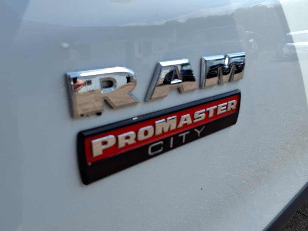 Used 2022 RAM ProMaster City Tradesman FWD image 2