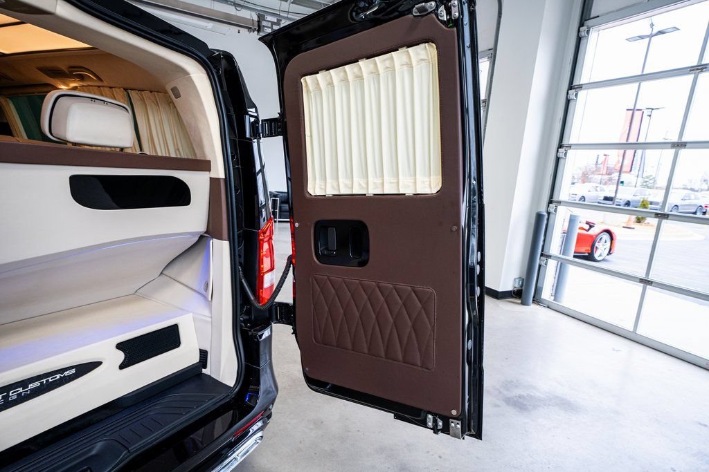 Used 2020 Mercedes-Benz Metris Passenger image 52