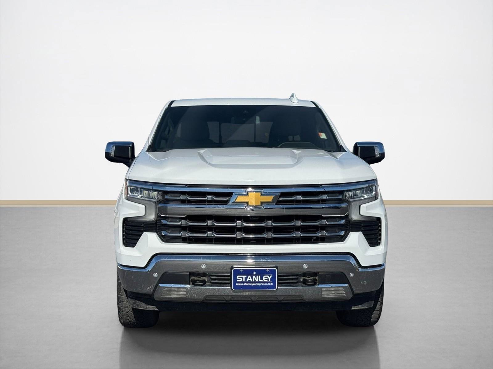 Used 2024 Chevrolet Silverado 1500 LTZ image 2