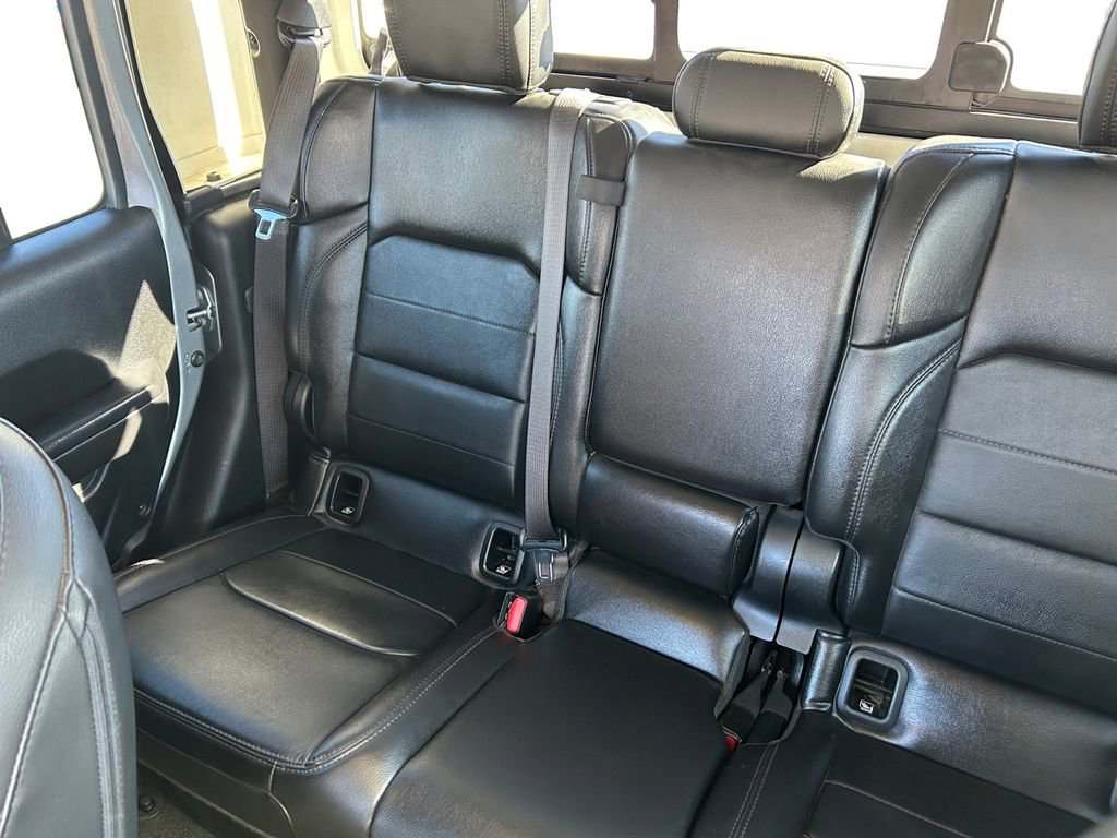 Used 2021 Jeep Gladiator Sport AWD/4WD image 15