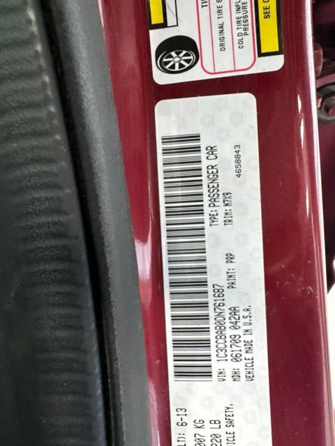 Used 2013 Chrysler 200 LX FWD image 28