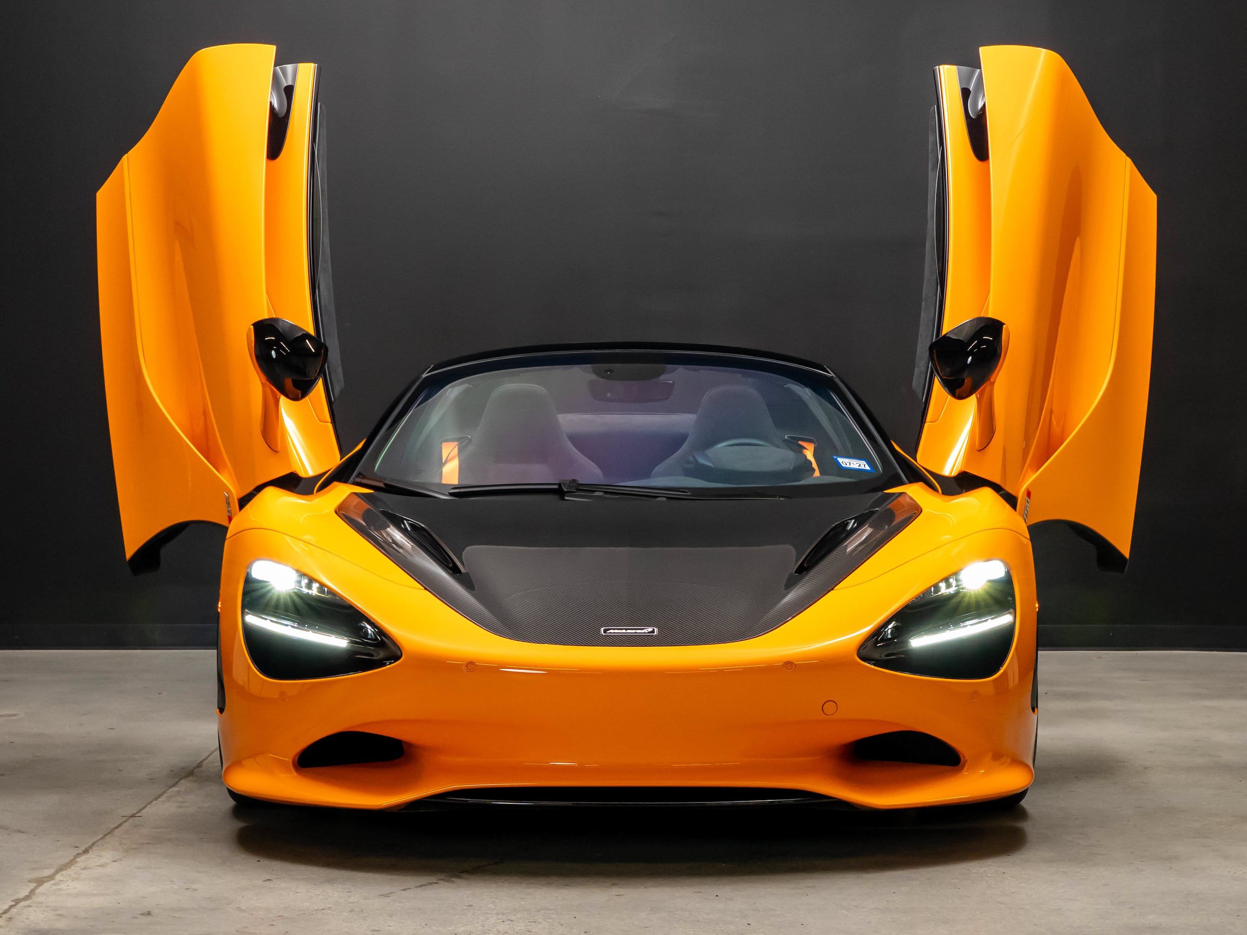 Used 2025 McLaren 750S Spider RWD image 14