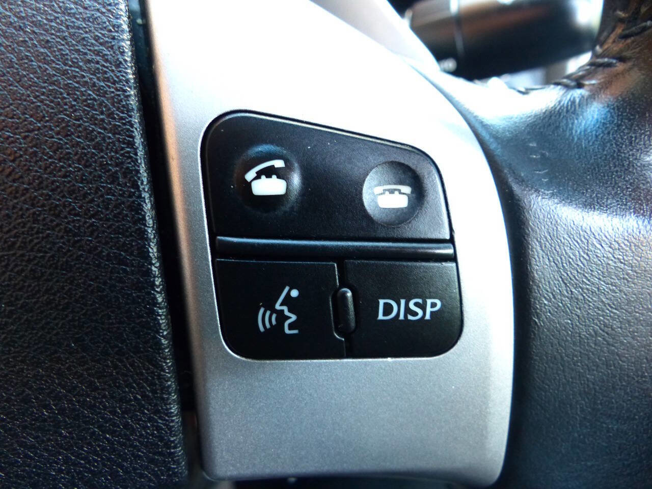 Used 2011 Lexus IS 250C w/ Luxury Pkg RWD image 33