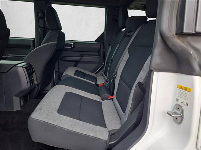 Used 2025 Ford Bronco 4-Door AWD/4WD image 17