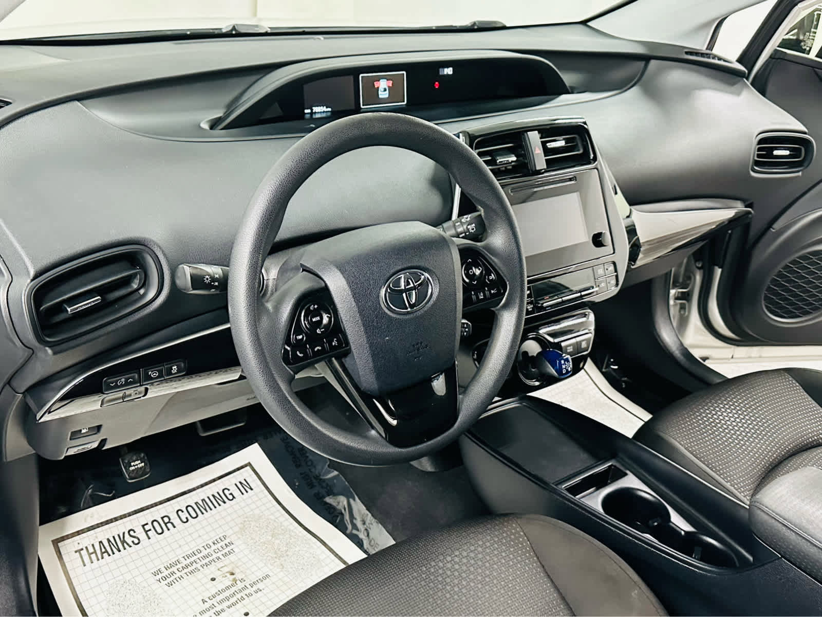 Used 2019 Toyota Prius LE image 10