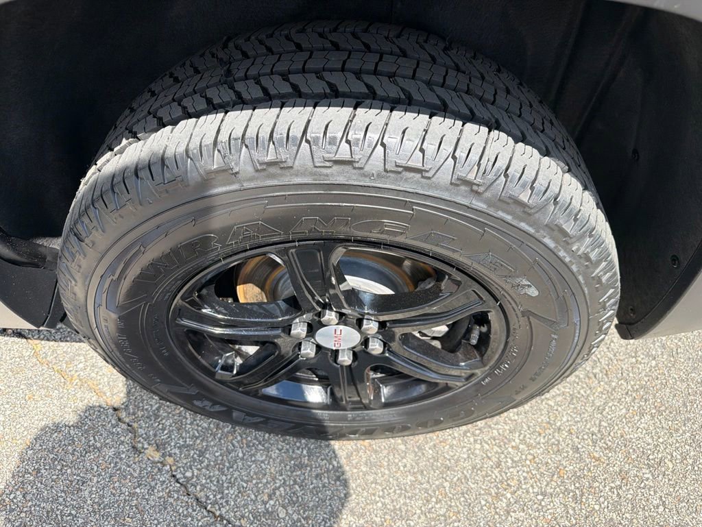 Used 2023 GMC Acadia AT4 w/ Trailering Package AWD/4WD image 24