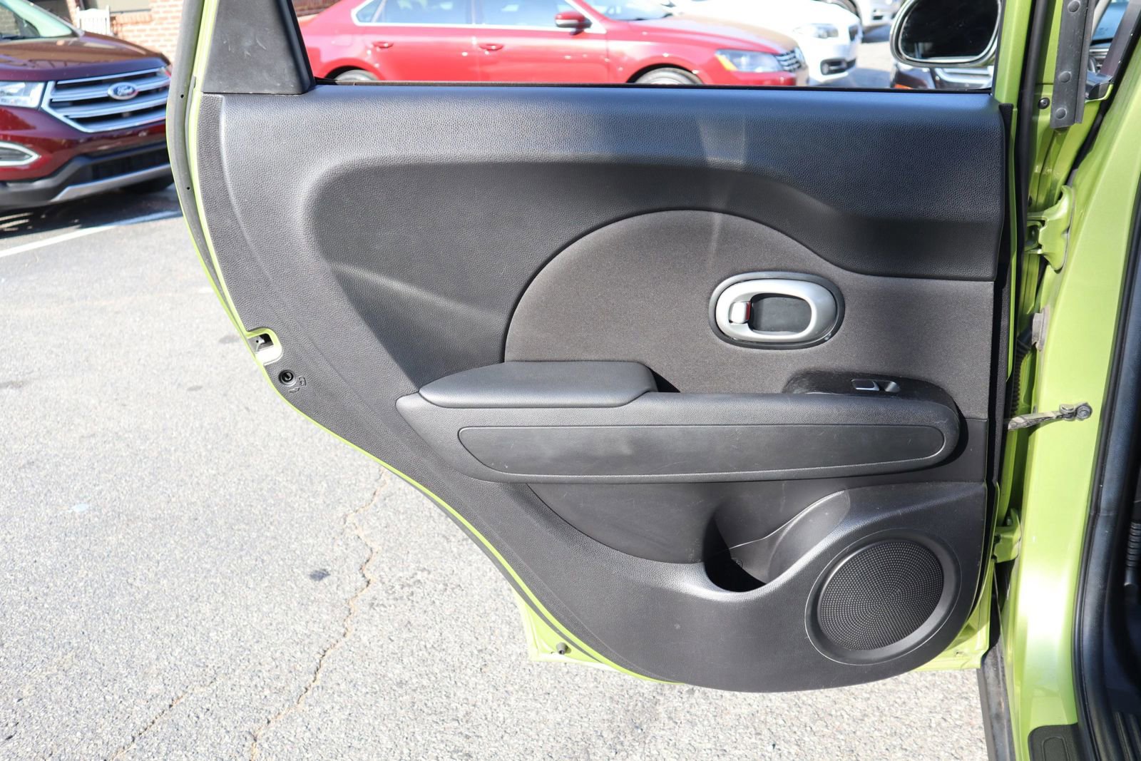 Used 2017 Kia Soul + FWD image 11