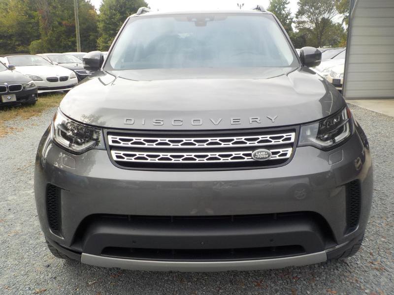 Used 2017 Land Rover Discovery HSE image 8