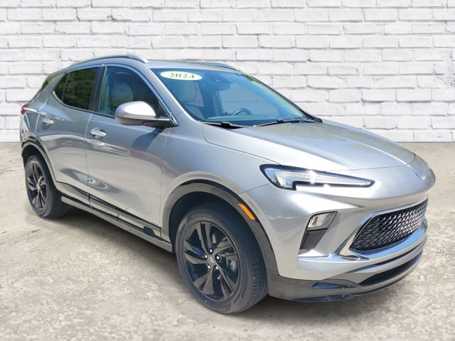 Certified 2024 Buick Encore GX Sport Touring AWD/4WD image 5