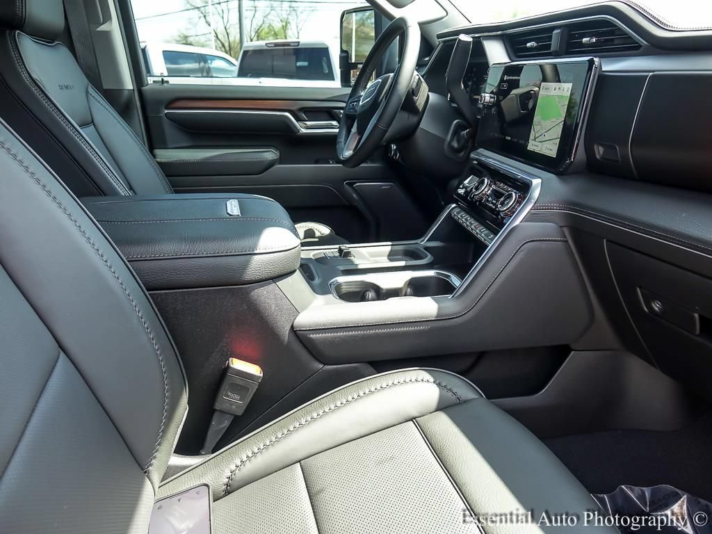 Used 2026 GMC Sierra 2500 Denali w/ Denali Reserve Package AWD/4WD image 29
