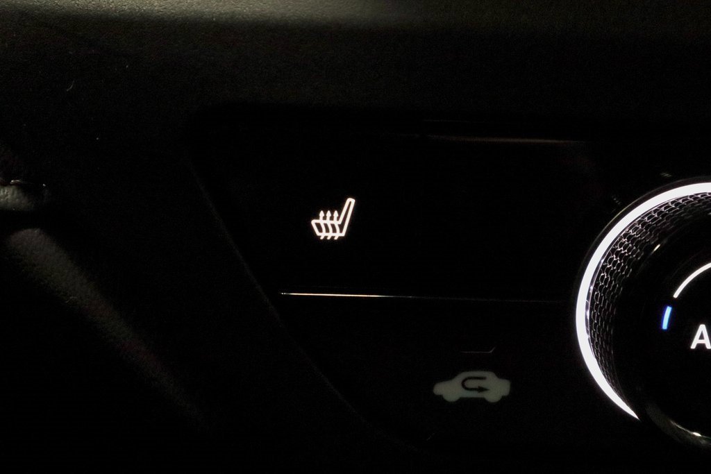 Used 2025 Honda Accord SE image 4