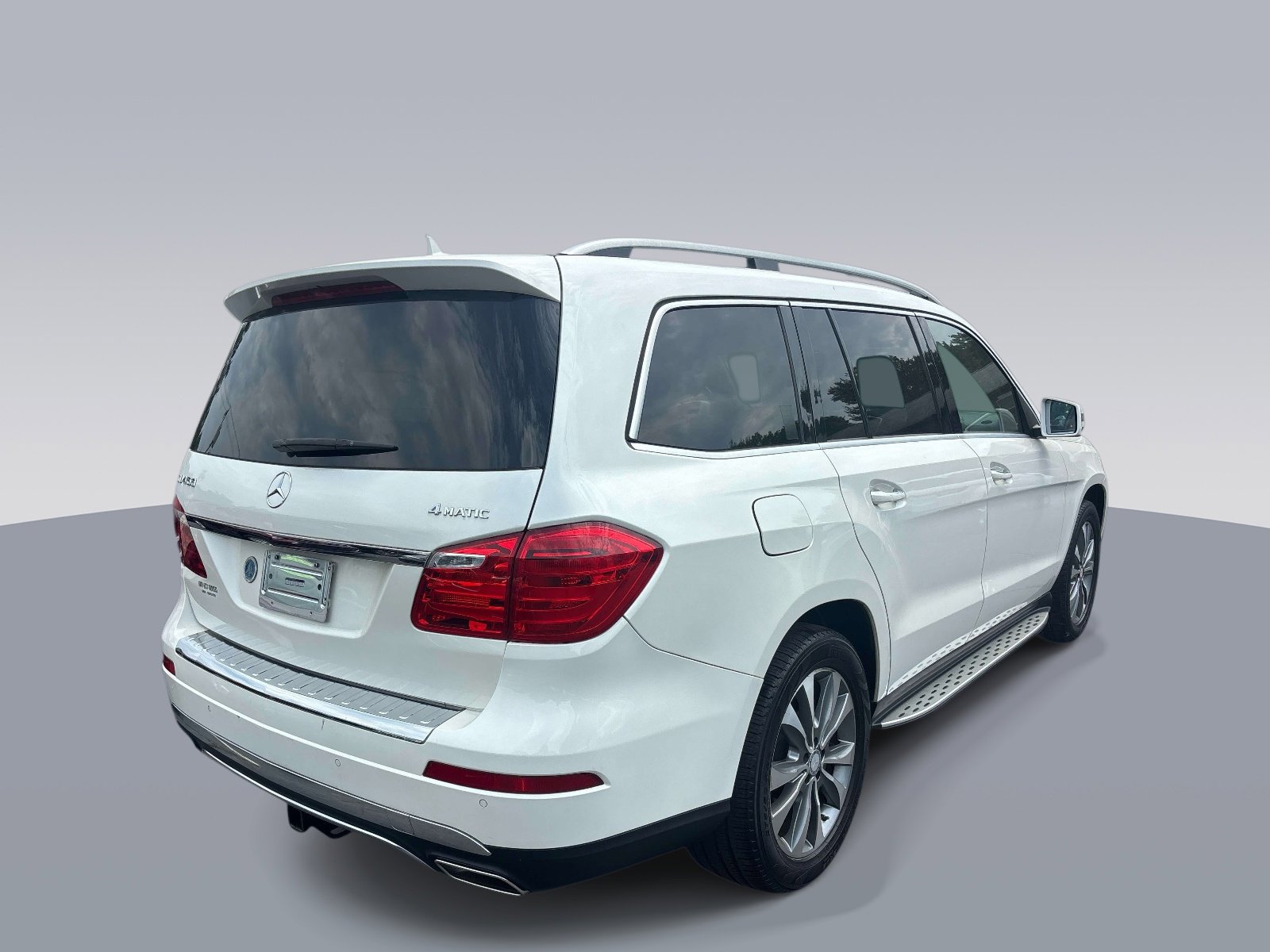 Used 2015 Mercedes-Benz GL 450 4MATIC image 3