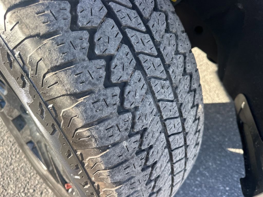 Used 2023 Chevrolet Silverado 1500 LT Trail Boss w/ Protection Package image 32