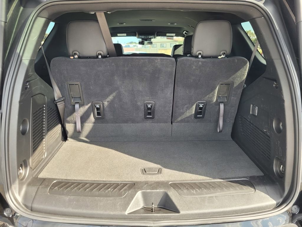 Used 2025 Chevrolet Tahoe LT AWD/4WD image 10
