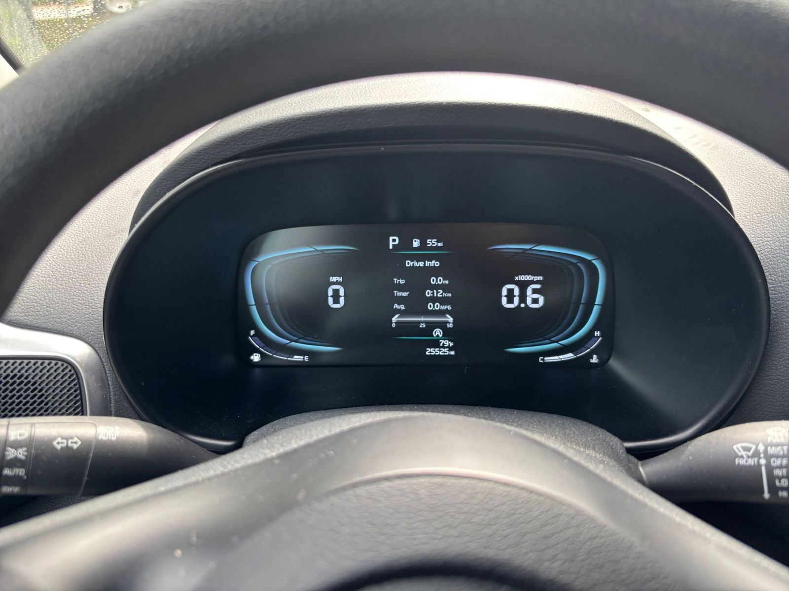 Used 2025 Kia Soul LX w/ LX Technology Package FWD image 38