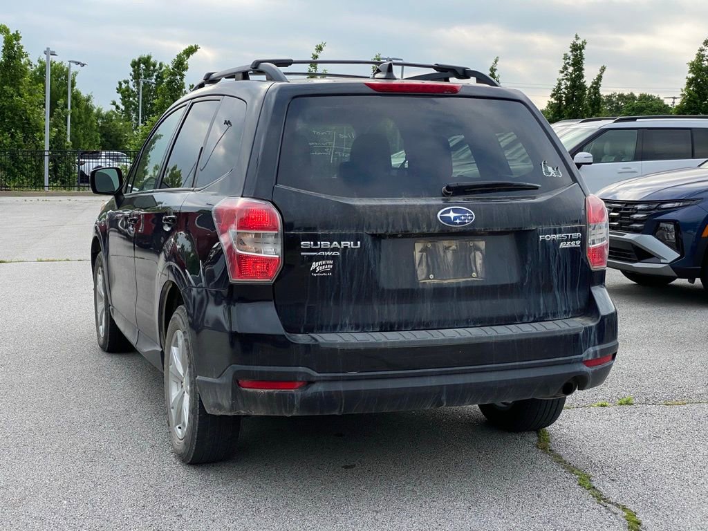 Used 2016 Subaru Forester 2.5i Premium AWD/4WD image 5