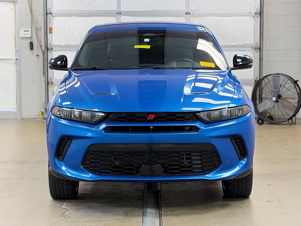 Used 2023 Dodge Hornet GT w/ Tech Pack w/o Parking AWD/4WD image 2