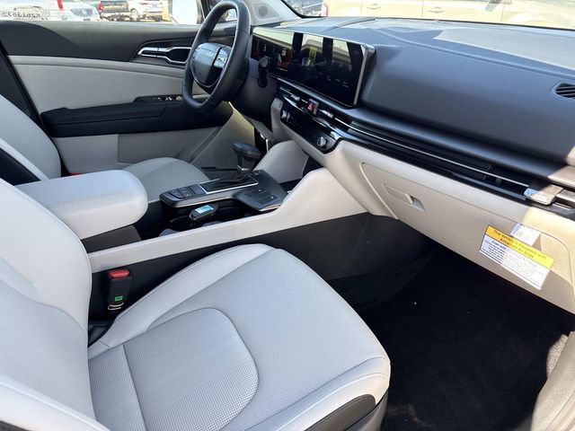 New 2026 Kia Sportage EX FWD image 16
