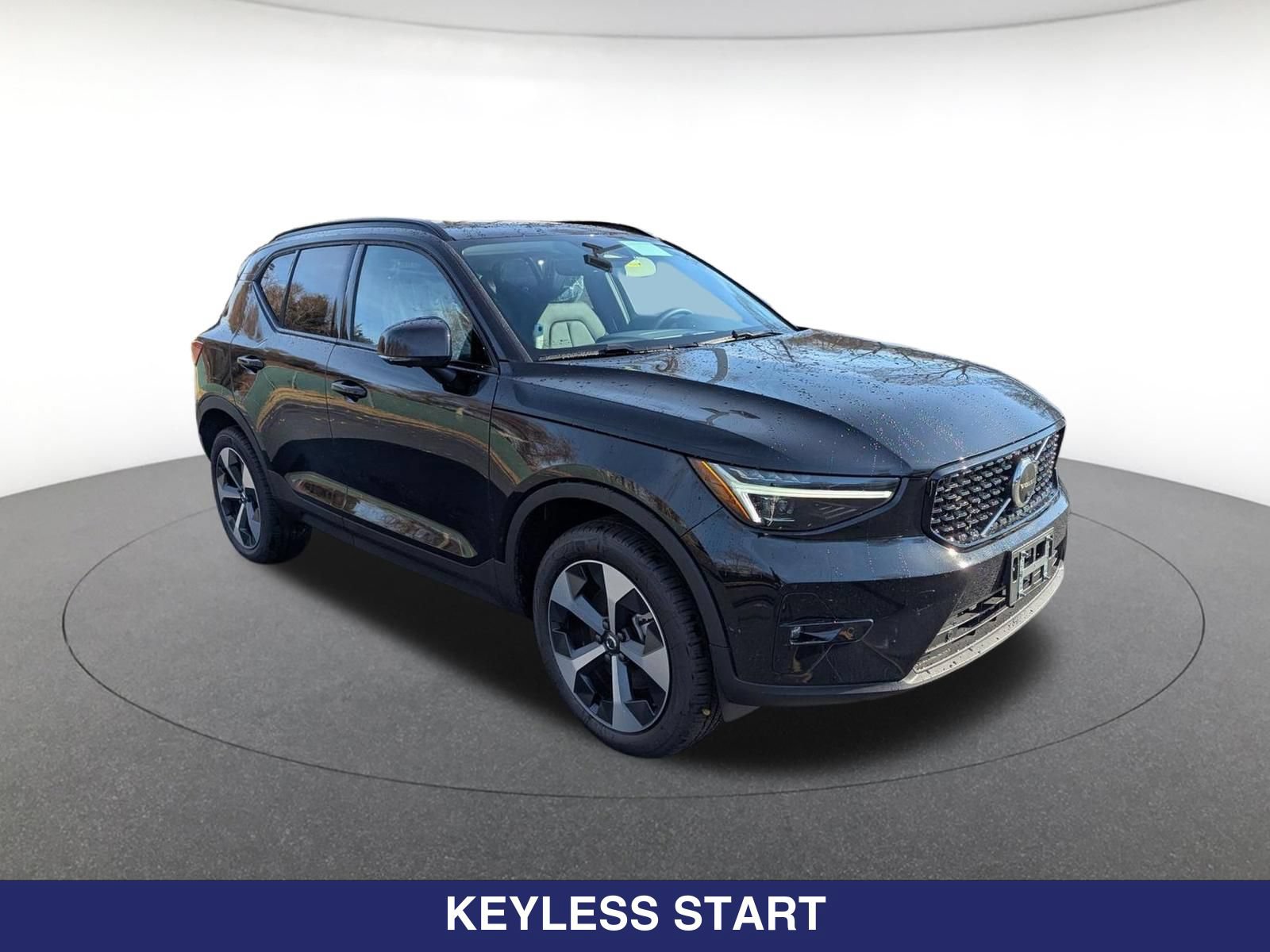 New 2026 Volvo XC40 B5 Plus w/ Protection Package Premier AWD/4WD image 2
