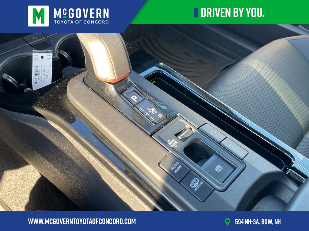Used 2024 Toyota Prius Prime FWD image 22