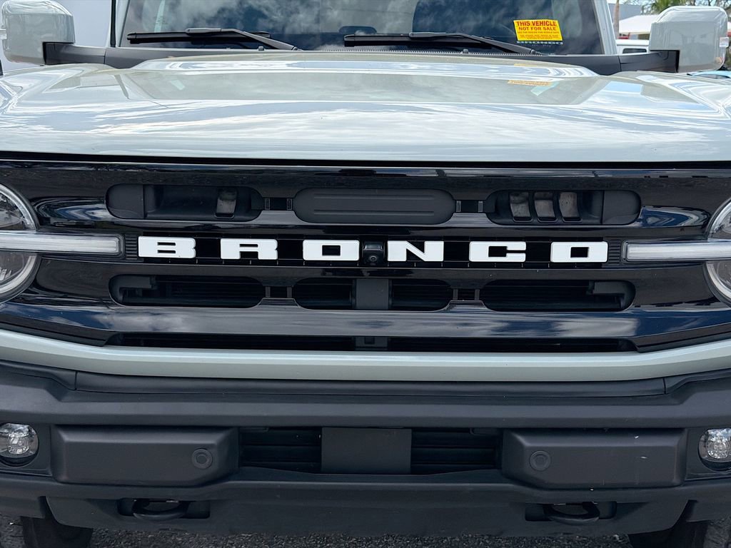 Used 2024 Ford Bronco Outer Banks image 9