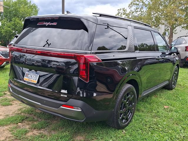 Certified 2027 Kia Carnival SX w/ Dark Edition Package FWD image 6
