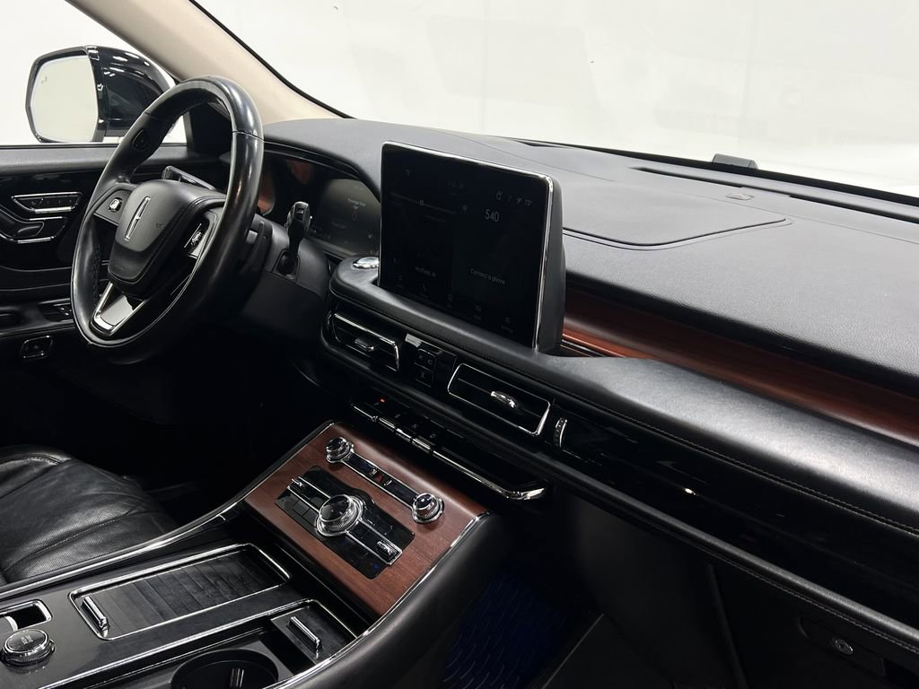 Used 2022 Lincoln Aviator Reserve w/ Equipment Group 201A AWD/4WD image 21