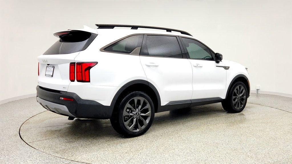 Used 2023 Kia Sorento SX Prestige image 5