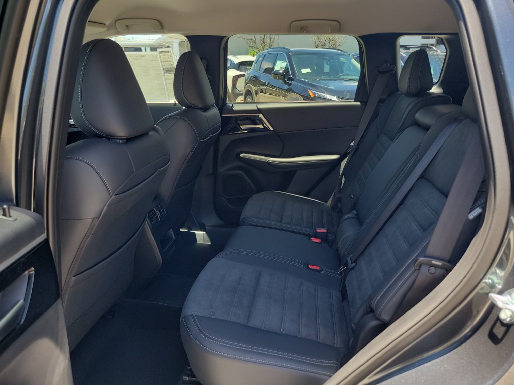 New 2026 Nissan Rogue SL AWD/4WD image 13