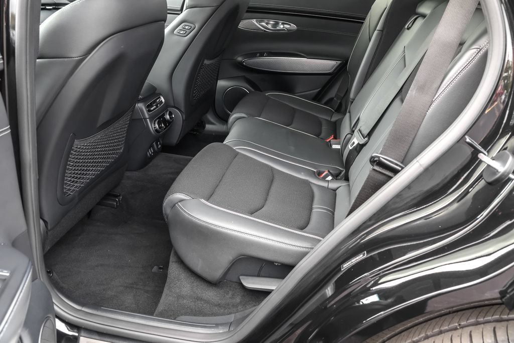 Used 2024 Genesis GV70 2.5T w/ Sport Prestige Package AWD/4WD image 35
