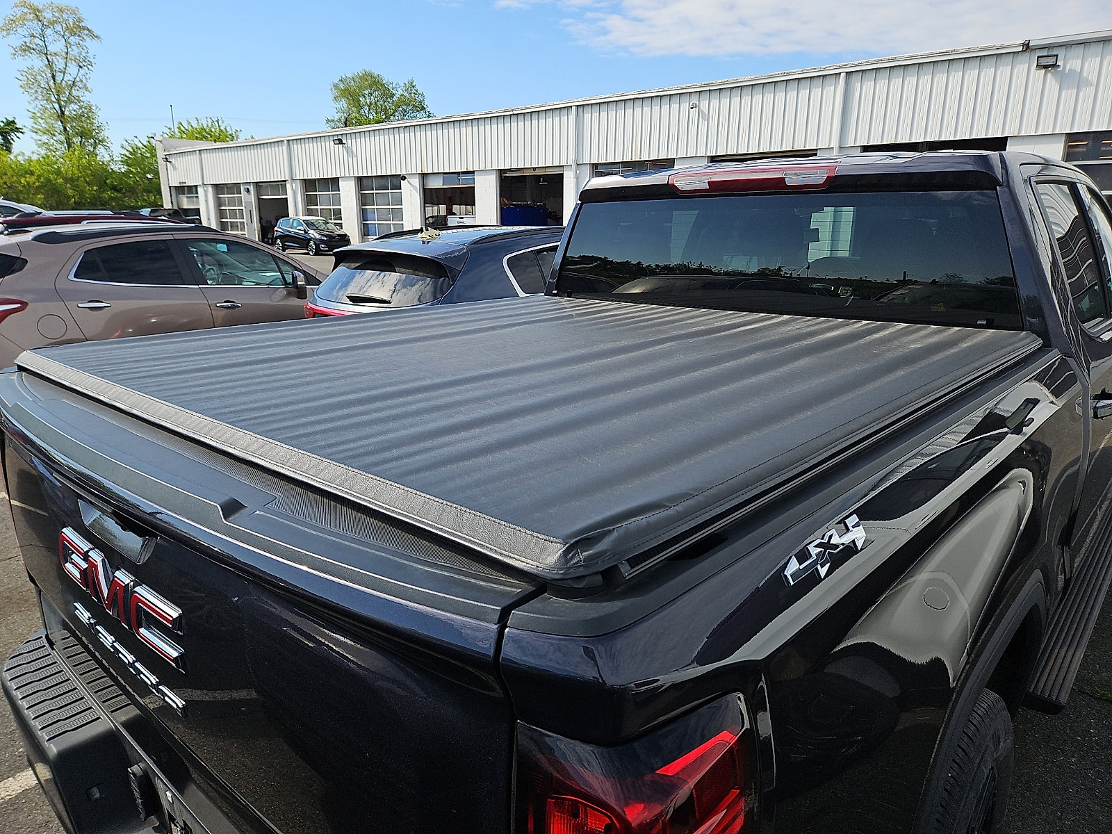 Certified 2024 GMC Sierra 1500 Elevation AWD/4WD image 9