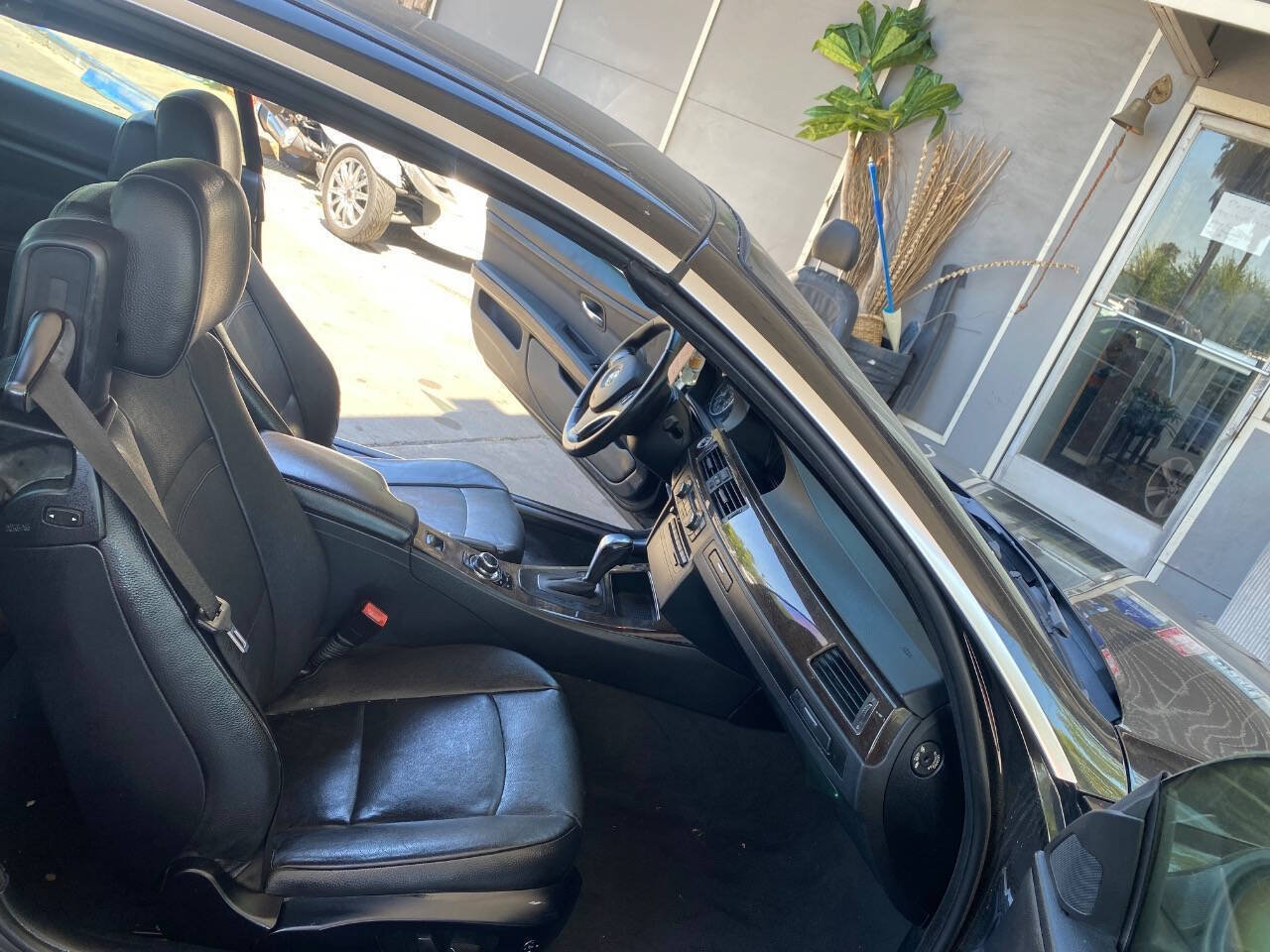 Used 2011 BMW 328i Convertible RWD image 11