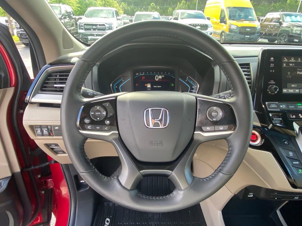 Used 2024 Honda Odyssey Touring image 13