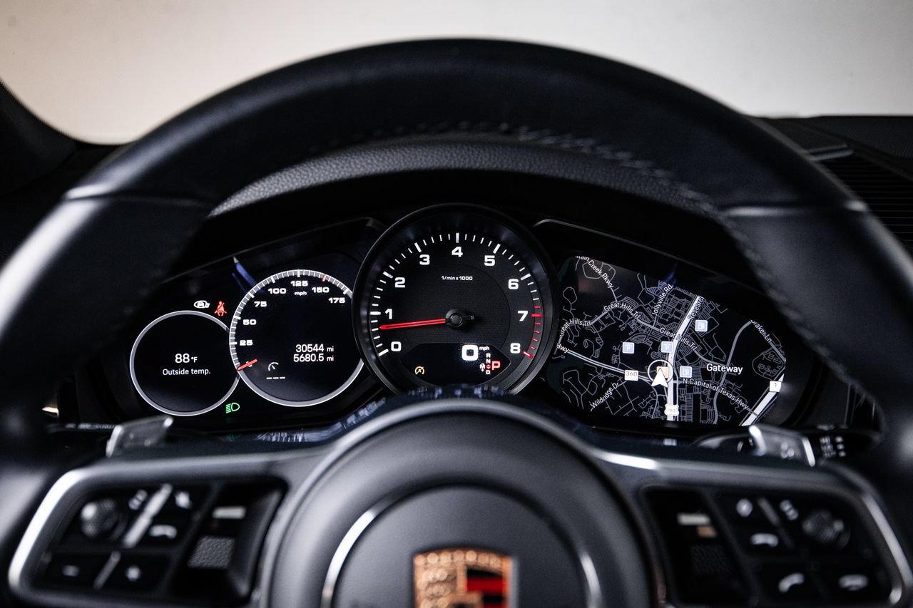 Certified 2023 Porsche Cayenne Platinum Edition AWD/4WD image 15