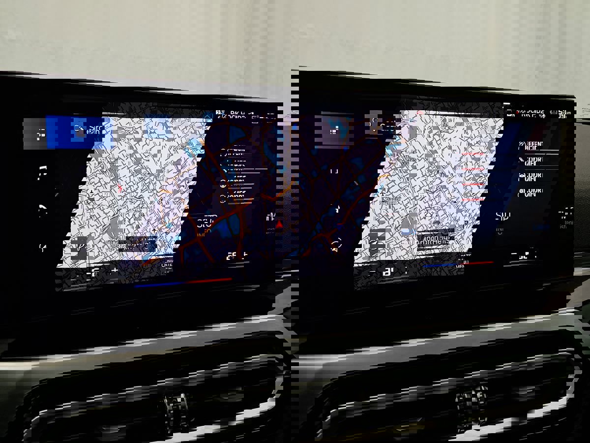 Used 2024 BMW M2 w/ Lighting Package image 44